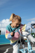 Pull mixte coloré. Existe en version mamans.