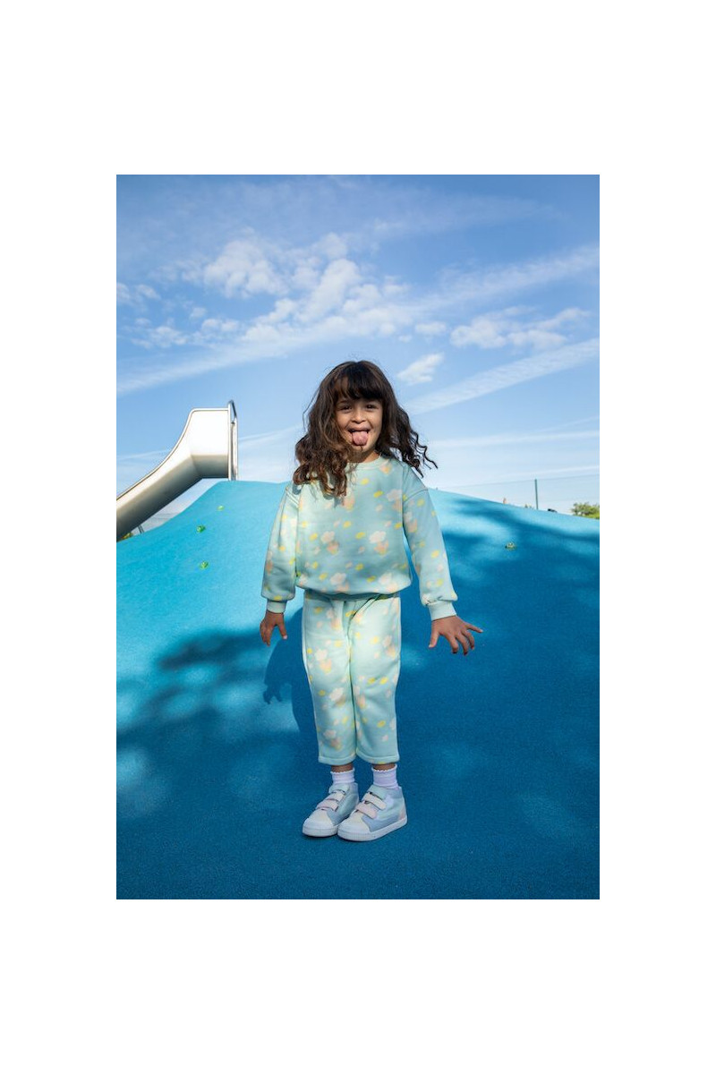 Ensemble sweat et jogging assorti pour enfants. Coloré et motif fleur nuage.