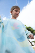 Ensemble sweat et jogging à rayure assorti pour enfants. Coloré et motif arty.