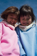 Sweat uni bleu pour fille ou garçon. Molletonné