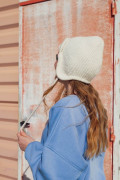 Sweat pour femme. Coupe oversize et crop. Look sportswear