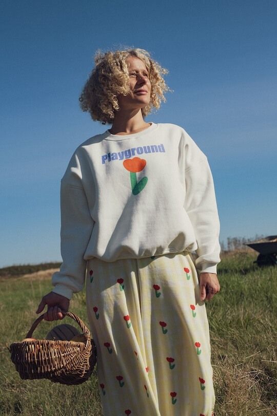 Pantalon d'été pour femme. Motif vichy jaune et tulipe. Coton gaufrée doux et confortable