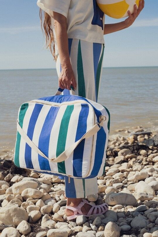 Valise pratique et souple à motif rayure bleue et verte