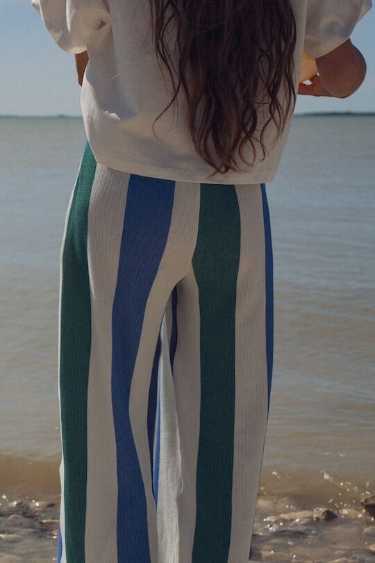 Pantalon d'été pour femme, confortable, ample et large.