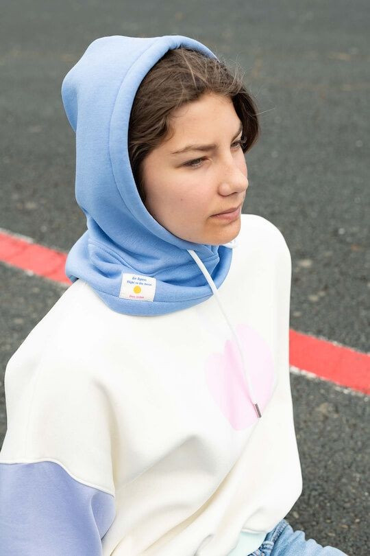 Cagoule Vista Blue vue face avec cordon ajusté