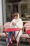 Cagoule Café Crème portée sous manteau