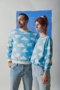 Sweat homme Nuage porté en duo avec version femme | Ayuna, marque de vêtements et accessoires pour femmes et enfants.