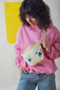 Sac banane Casa porté avec bandoulière ajustable