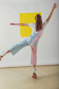 Combinaison Pastel femme portée en mouvement