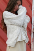Pull en laine trop confort. Tout doux et moelleux. Couleur écru