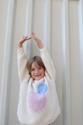 Pull pour enfant tout doux. Motif graphique Eclipse.