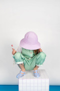 Combinaison en coton biologique pour fille ou garçon. Coloré et confortable