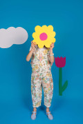 Combinaison fille au motif floral. Ample et légère